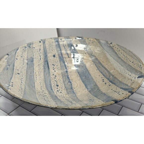 Hand Thrown Pottery Bowl Matte Signed Blue Made In North Carolina Farmhouse - Picture 6 of 12